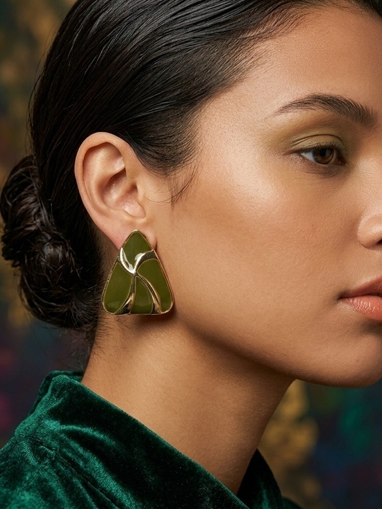 Vintage Jewelry - Vintage 80s Art Deco Green Enamel Gold Tone Geometric Triangle Post Earrings